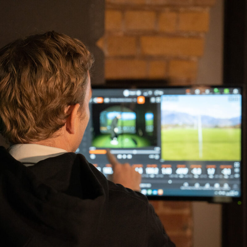 How much should golf lessons cost
